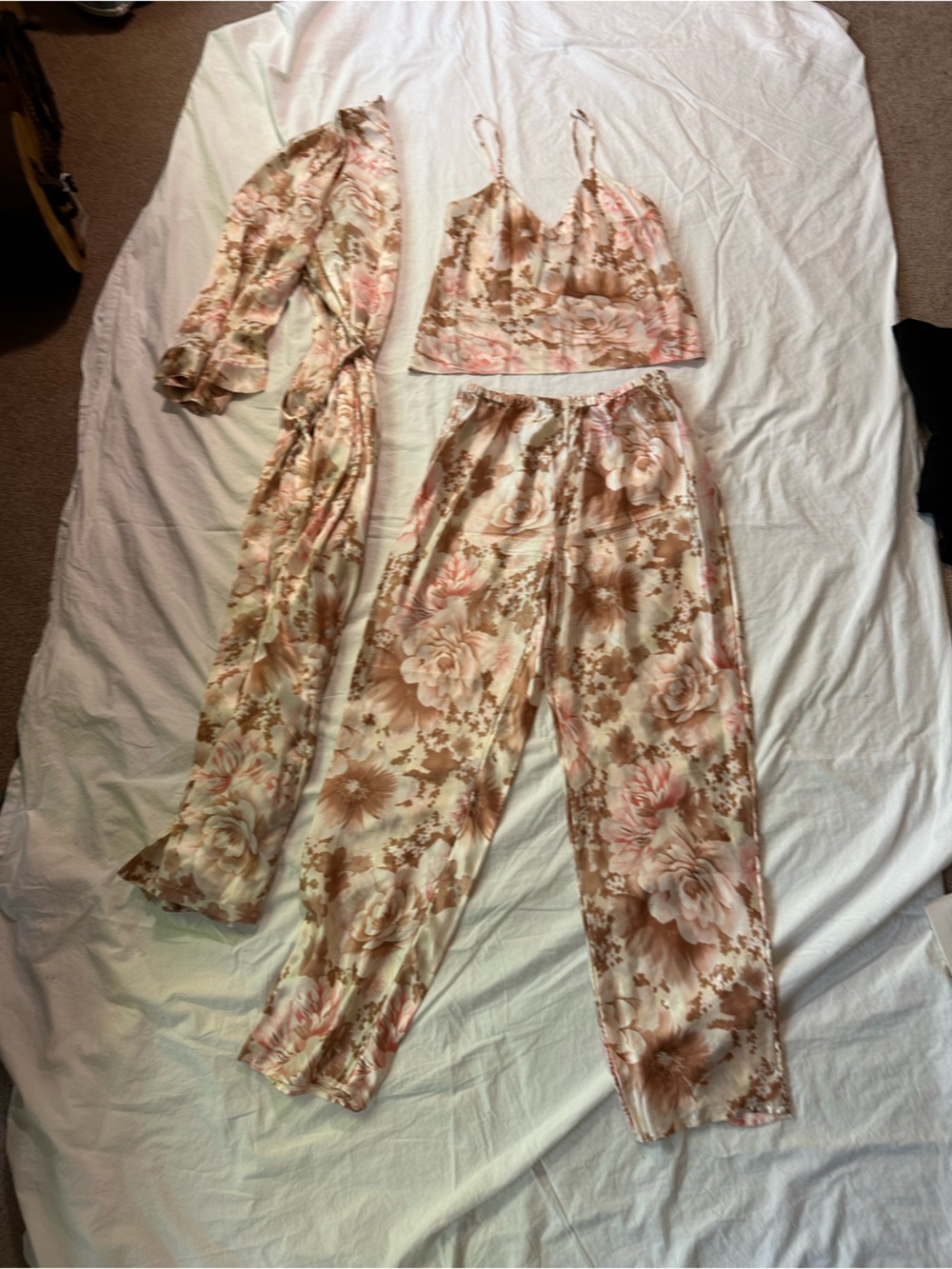 Silx by August Silk Floral Wide-Leg Pants Set in Cream and Pink